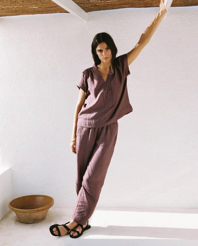 Pantalón wide leg ondulaciones