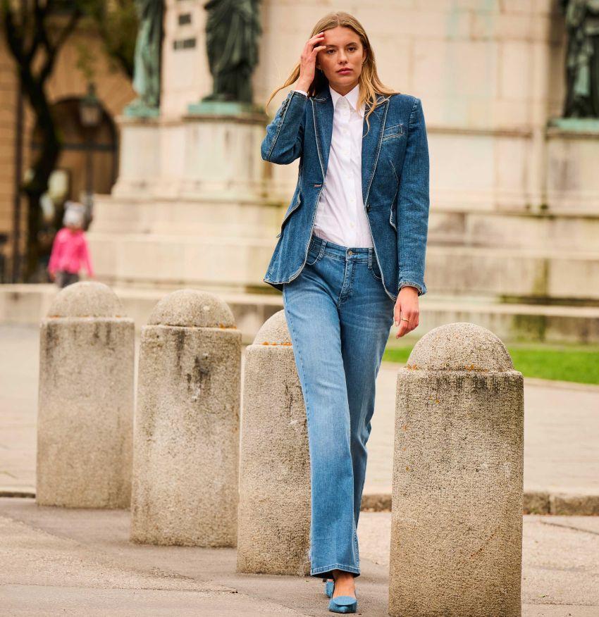MAC - Jeans bootcut con detalles de costuras