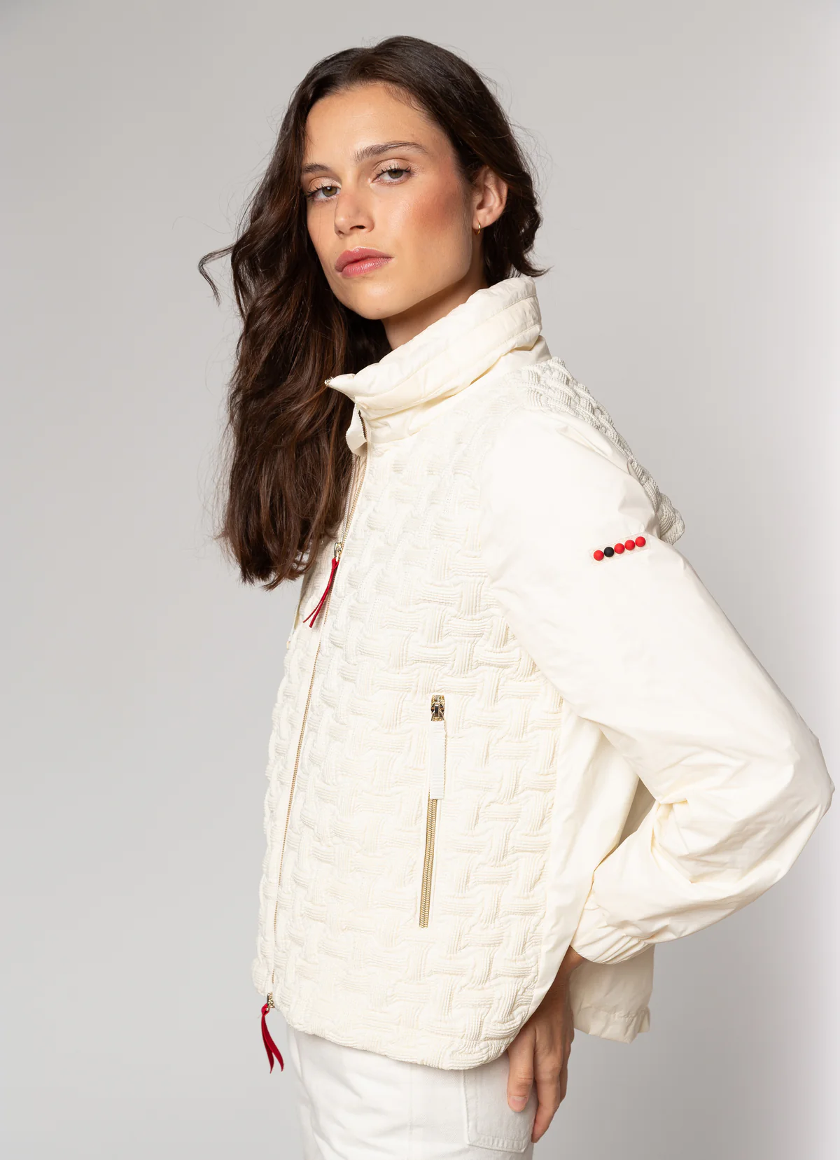DICHI – Chaqueta acolchada con textura geométrica - Chaqueta MAIARA - Imagen 2