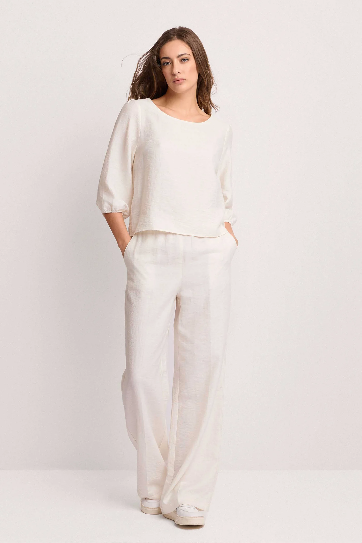 KOCCA - Blusa ligera con manga abullonada - Blusa CLEANDRO - Imagen 2