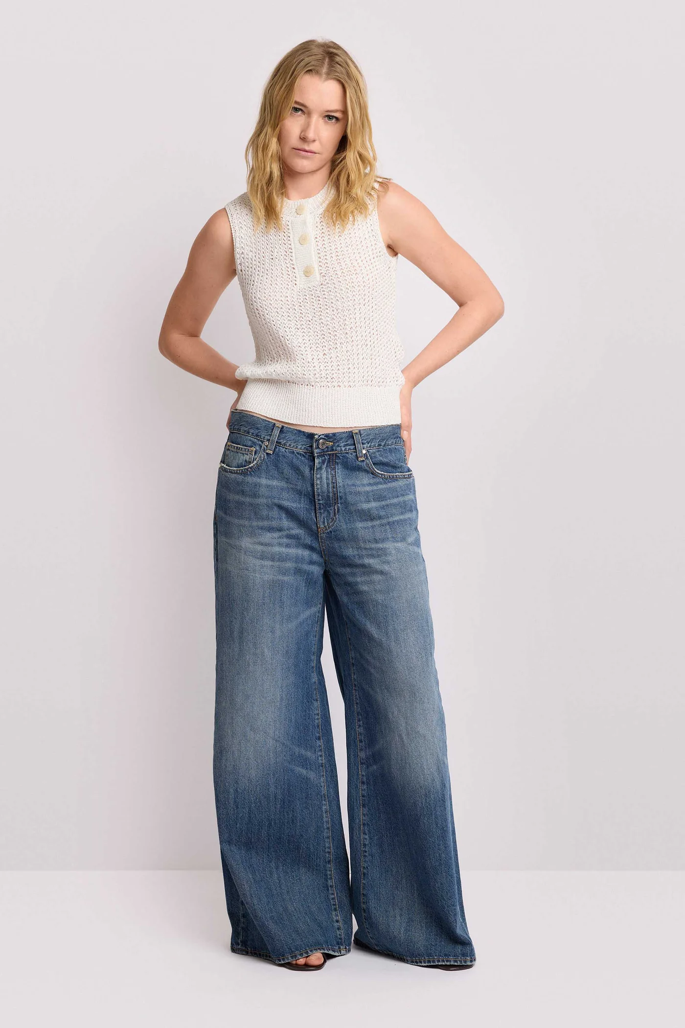 KOCCA - Top de punto calado - Suéter S/M FRANKA