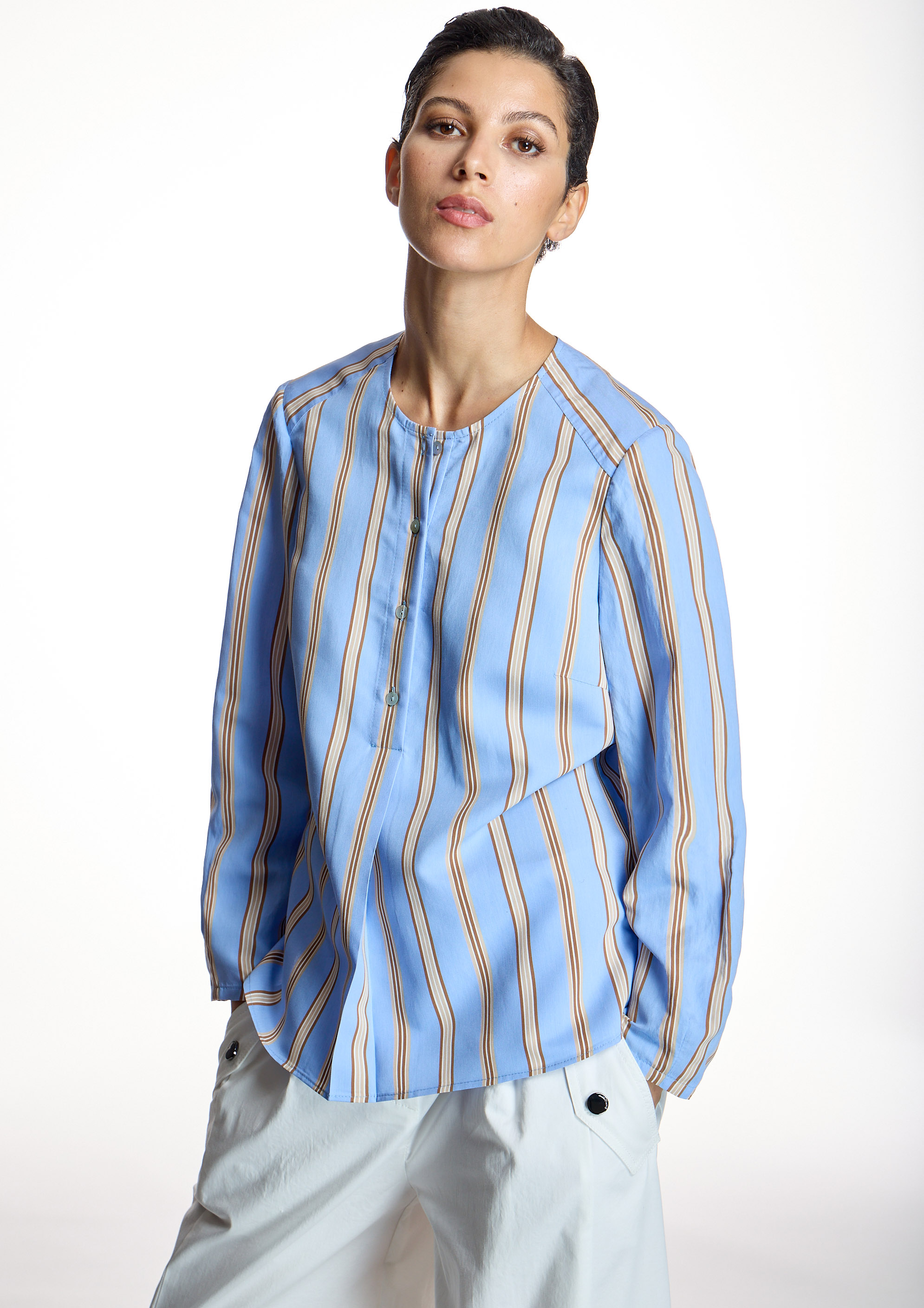 ALBA CONDE - Blusa azul de rayas