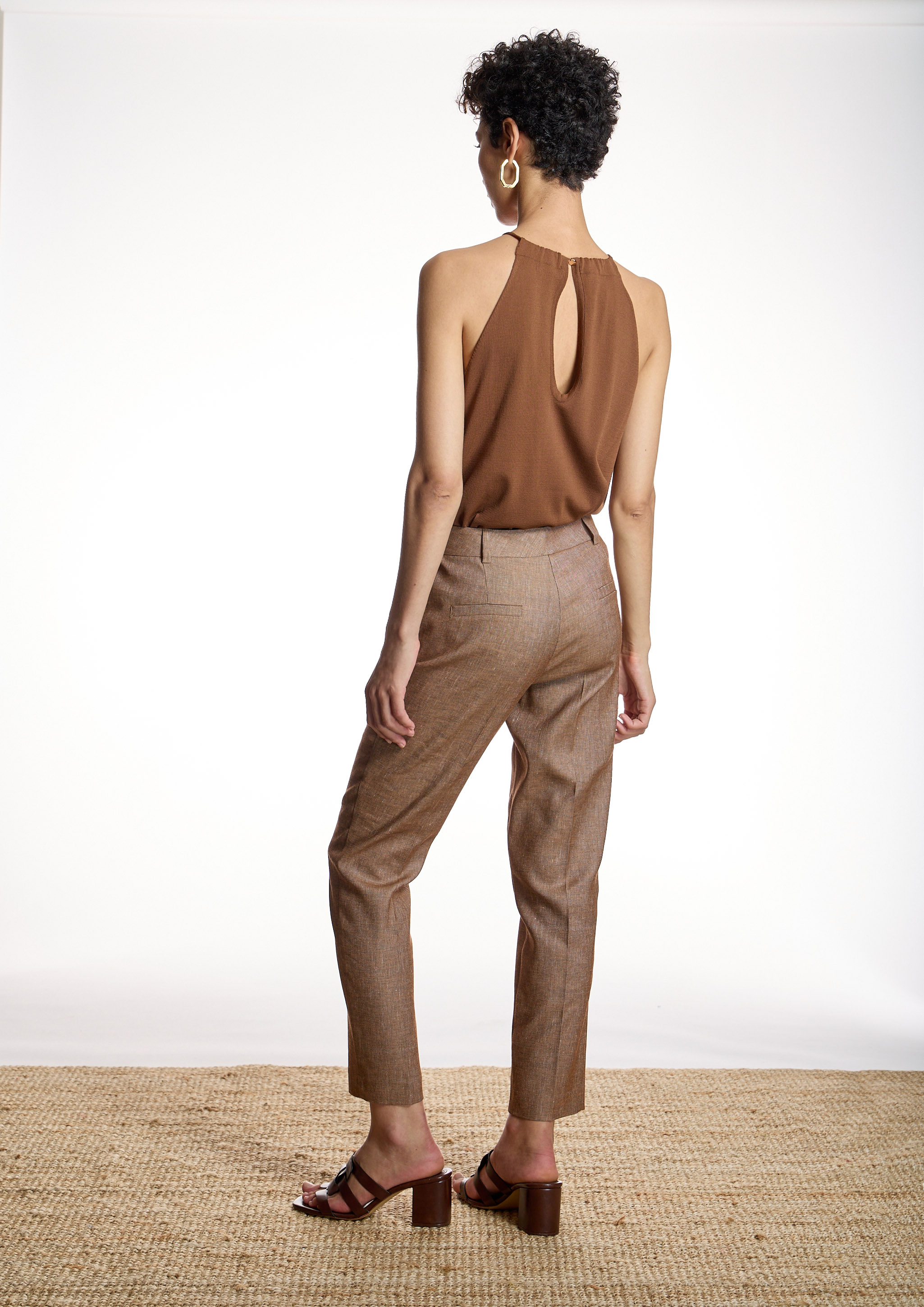 ALBA CONDE - Pantalón básico recto - Imagen 4