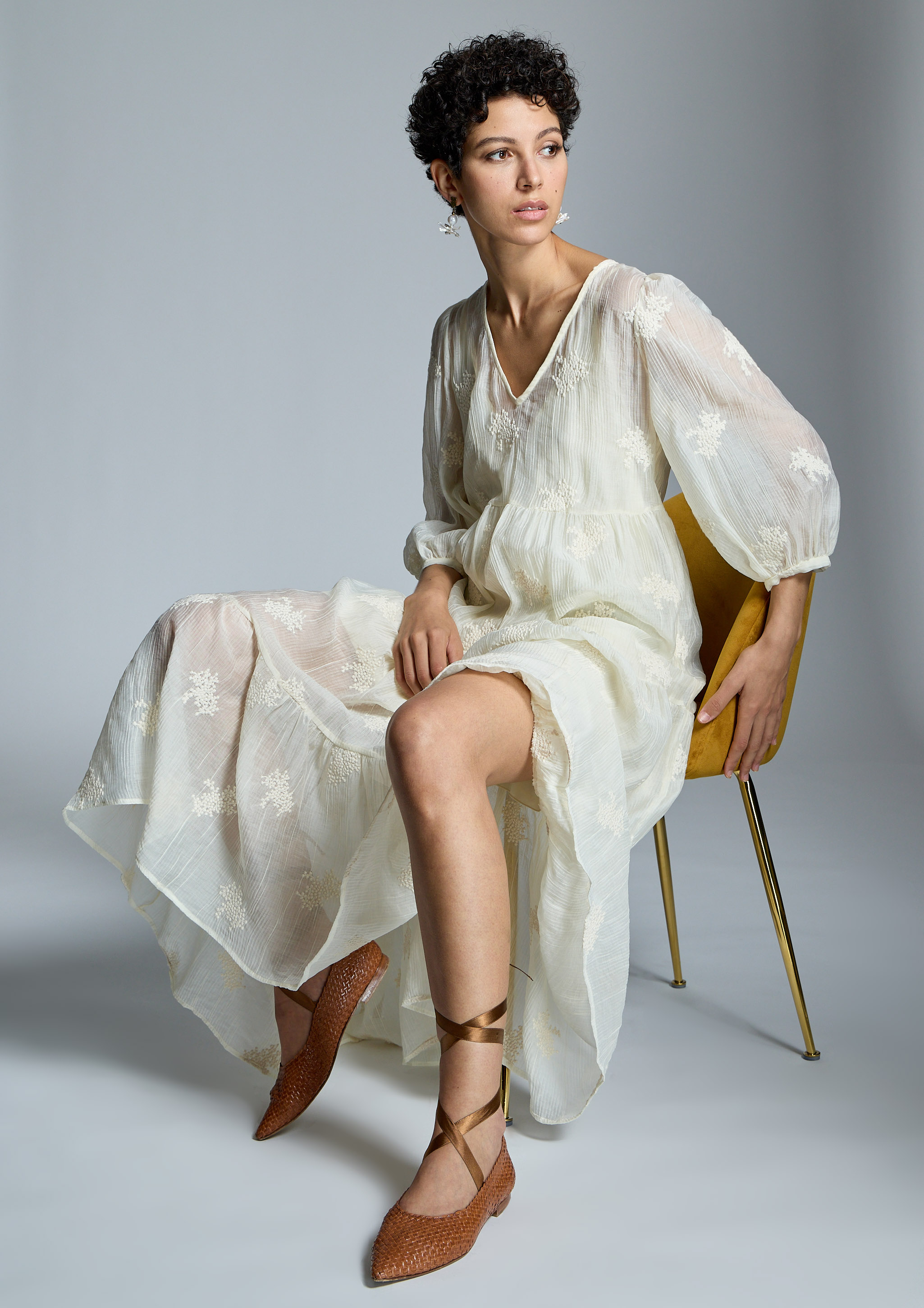 ALBA CONDE - Vestido crudo romántico