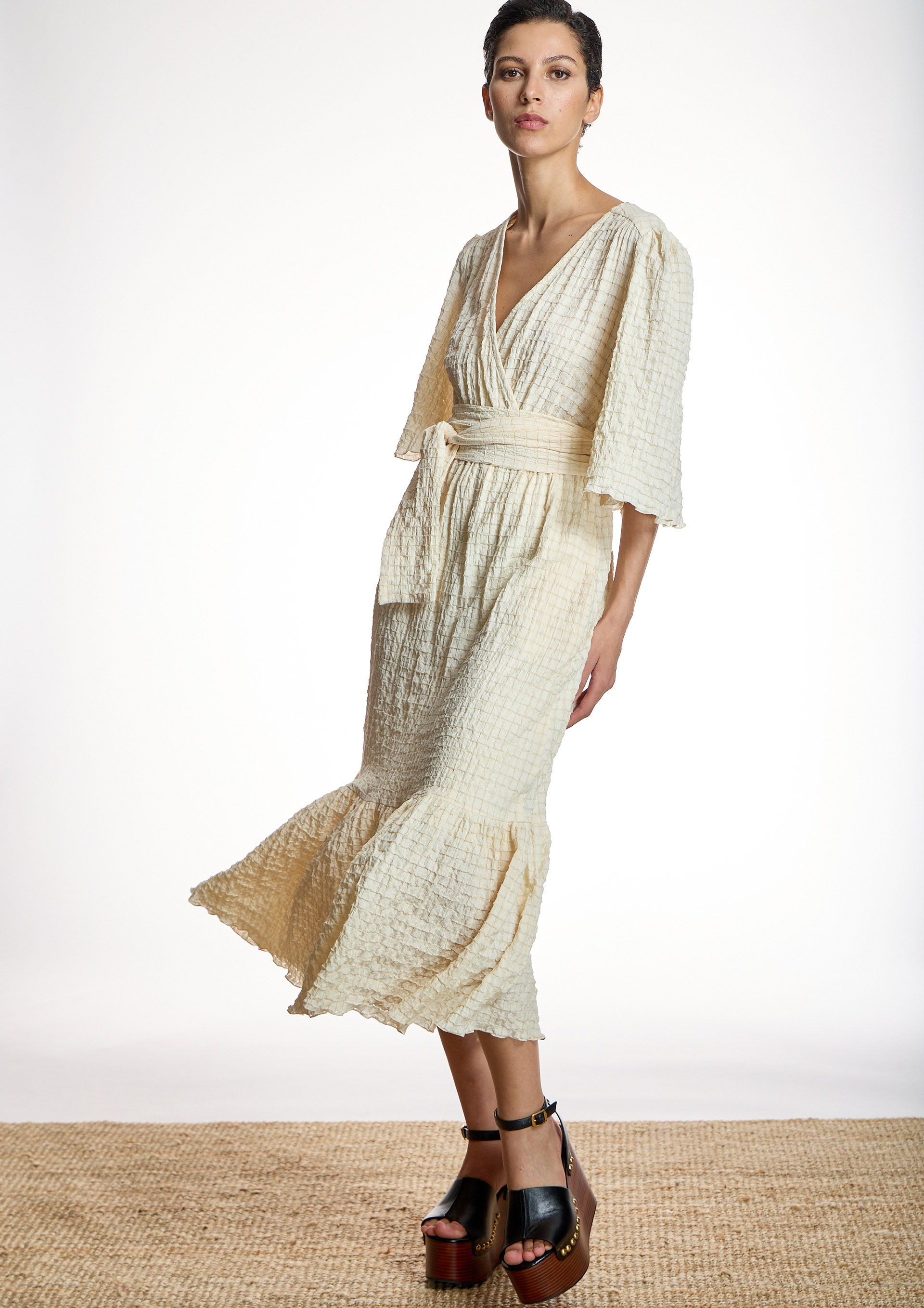 ALBA CONDE - Vestido midi crudo texturizado