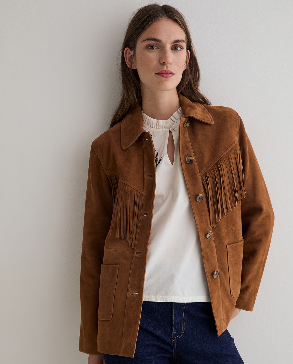 YERSE · Chaqueta de ante con flecos marrón