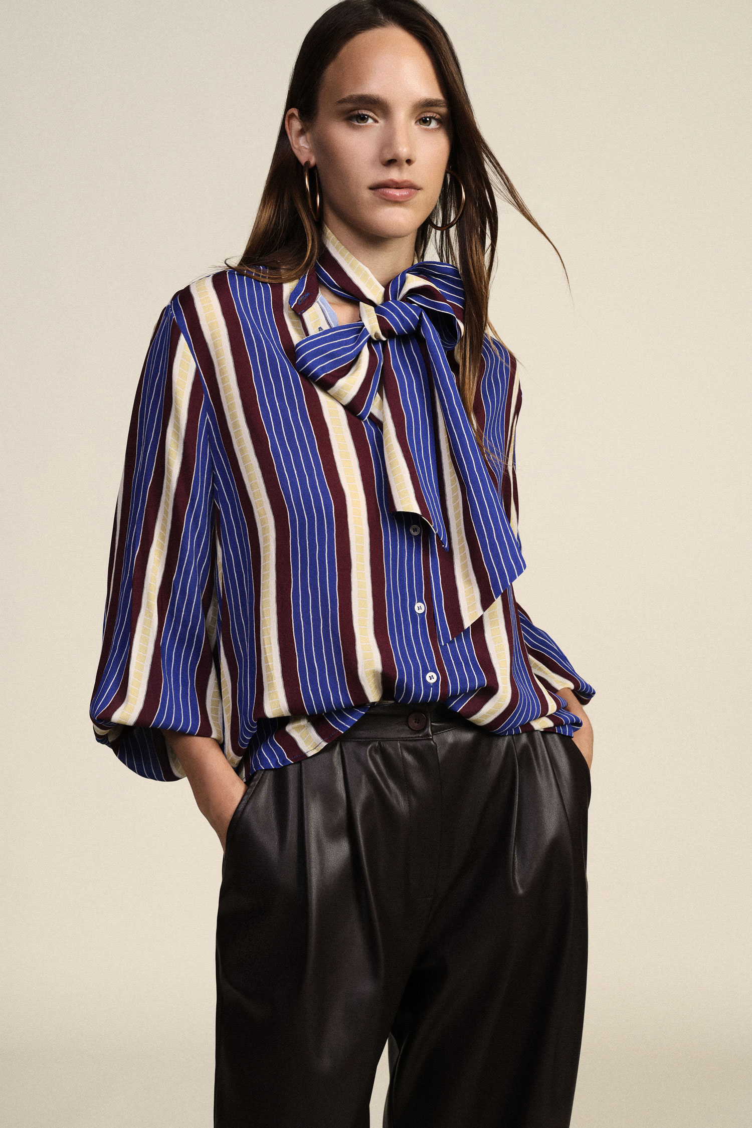 DIXIE · Camisa de rayas con lazo