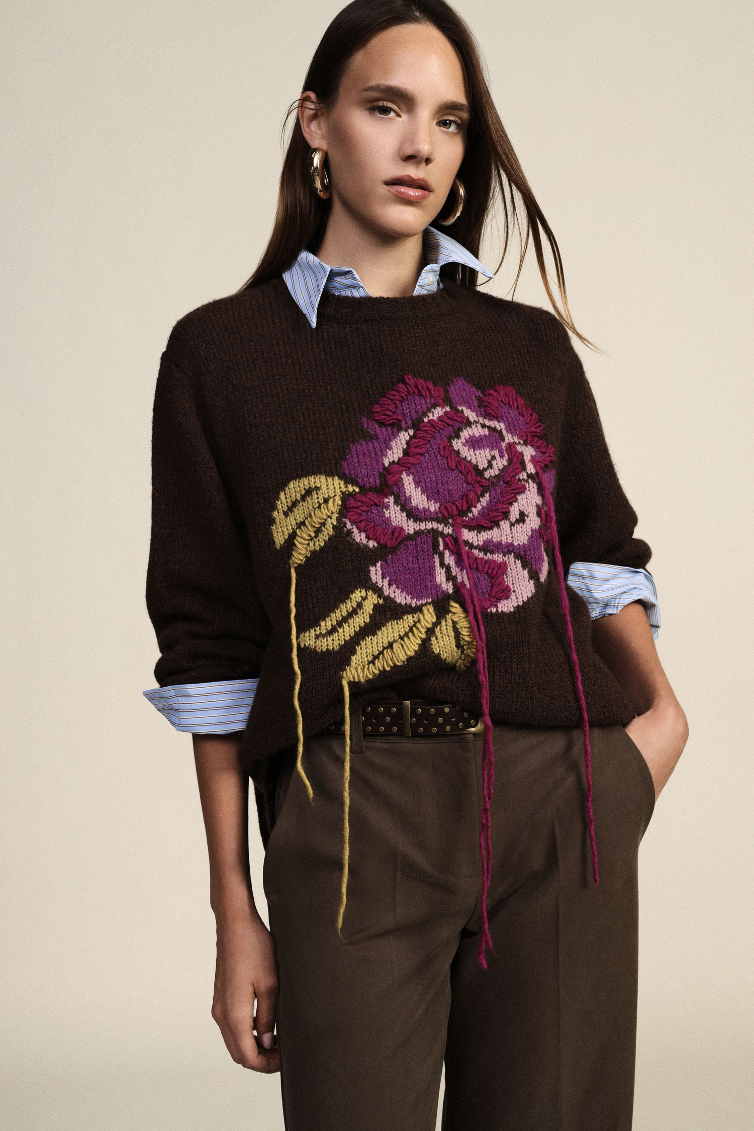 DIXIE · Jersey con flor bordada