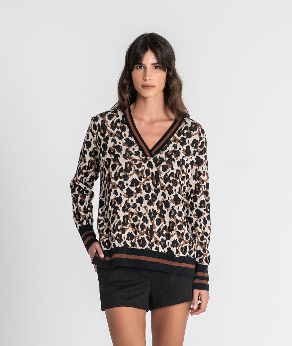 RÜGA · Jersey de pico oversize animal print