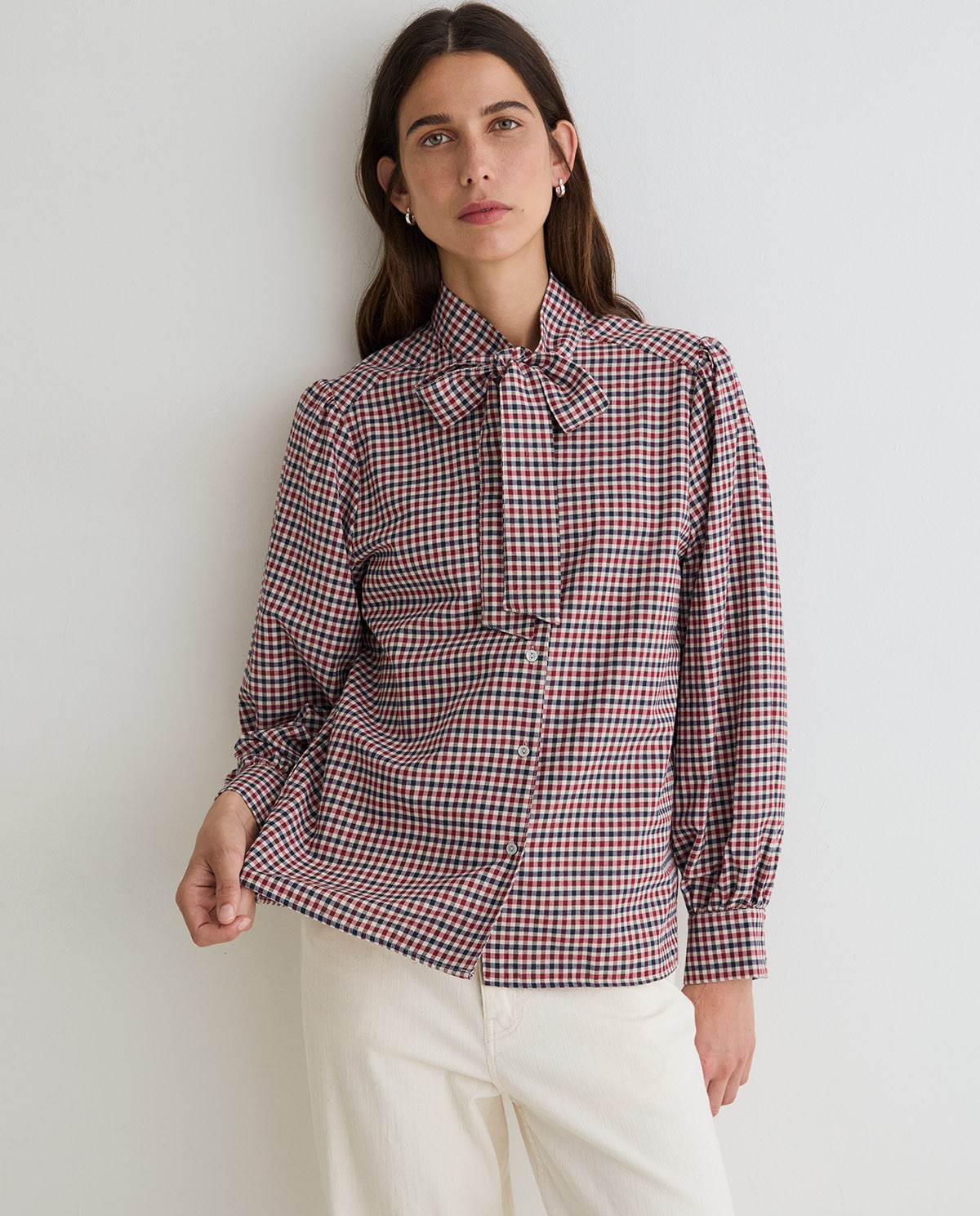 YERSE · Camisa de cuadros con lazo