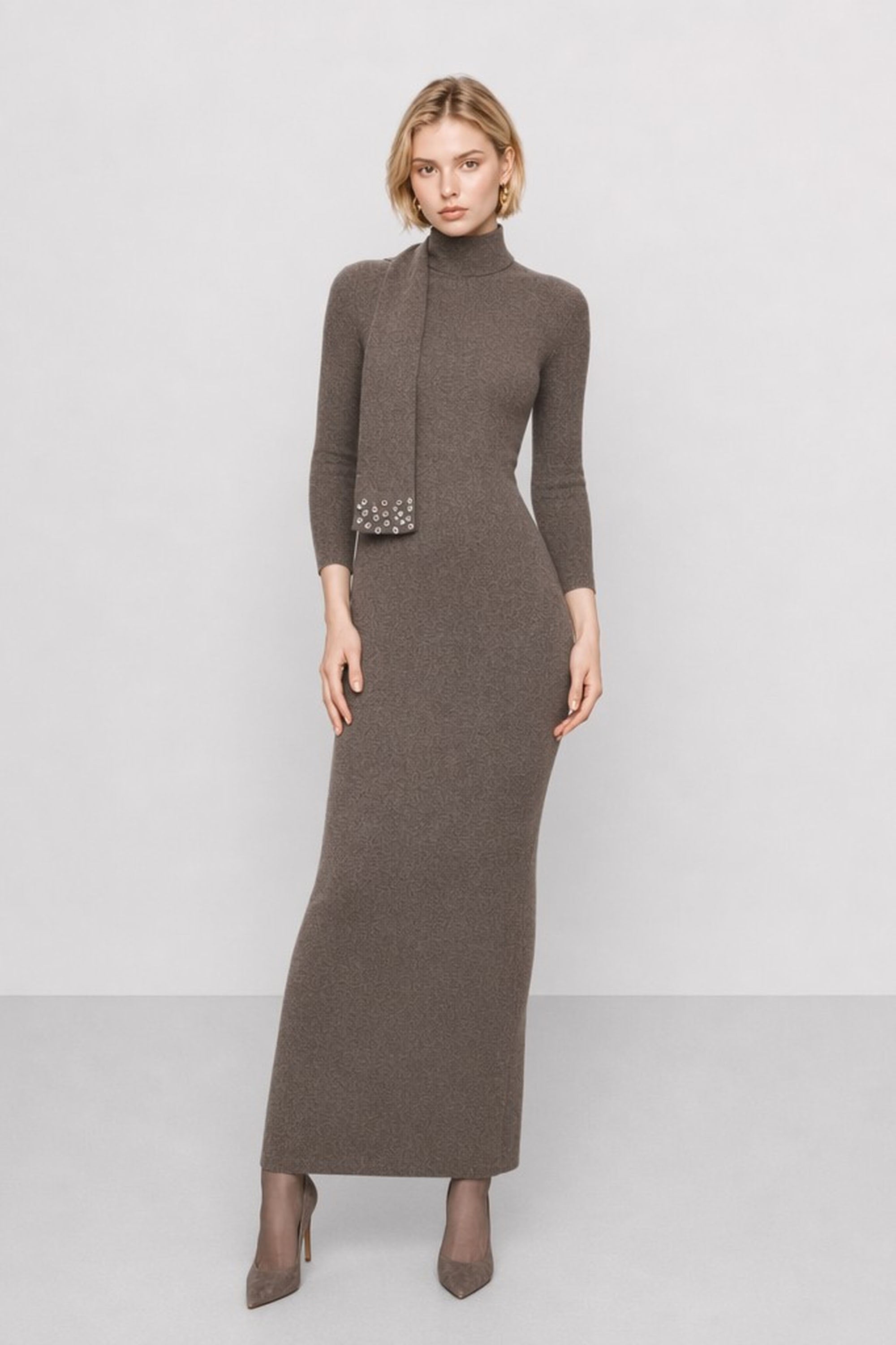 KOCCA · Vestido largo de punto con fular · Enza
