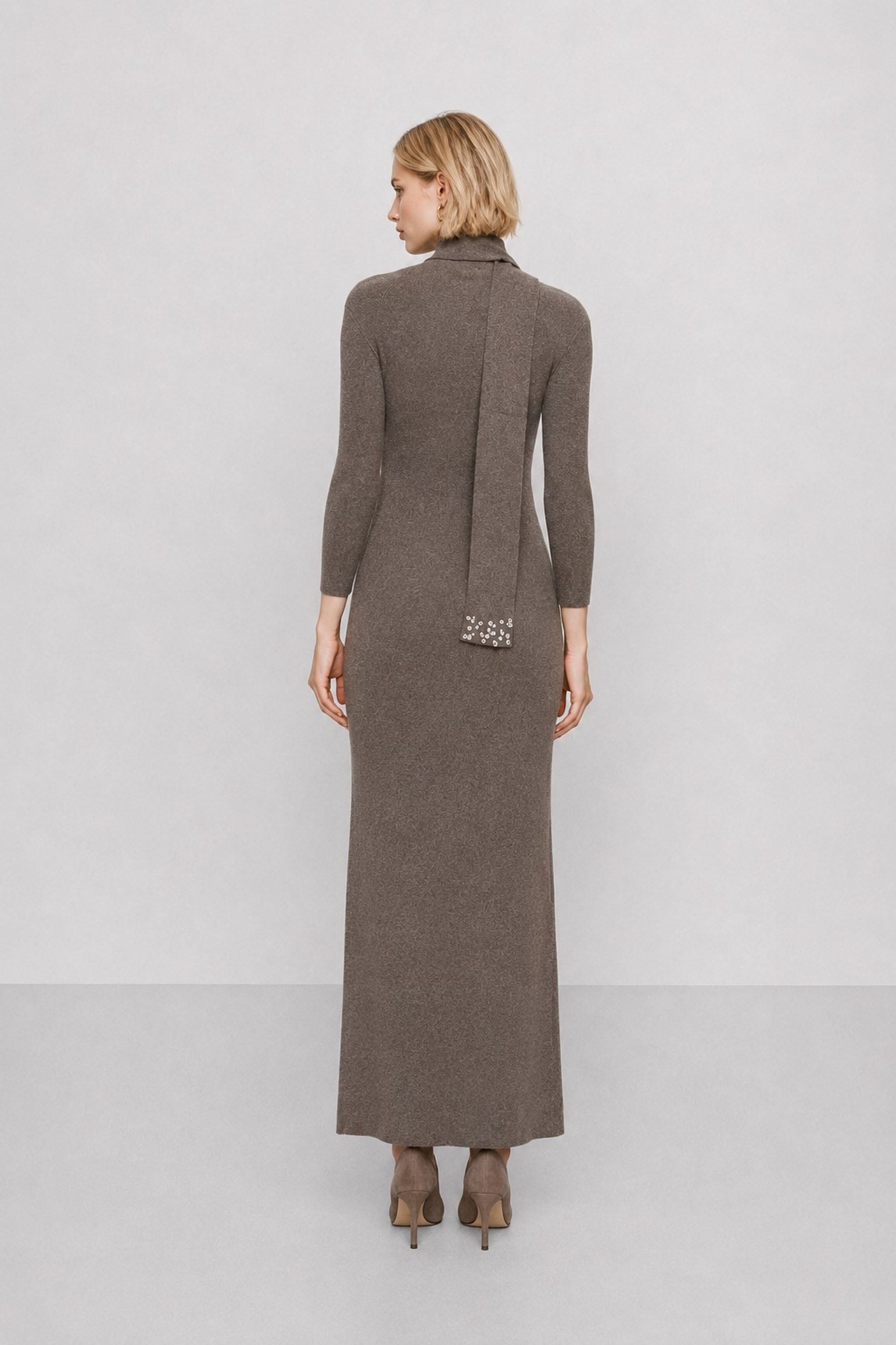 KOCCA · Vestido largo de punto con fular · Enza - Imagen 5
