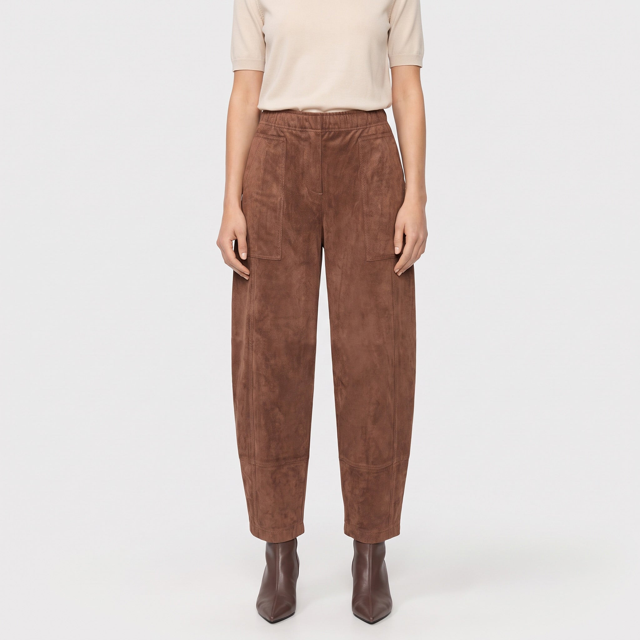 MAC-JEANS · Pantalón barrel efecto antelina · Tilda Worker