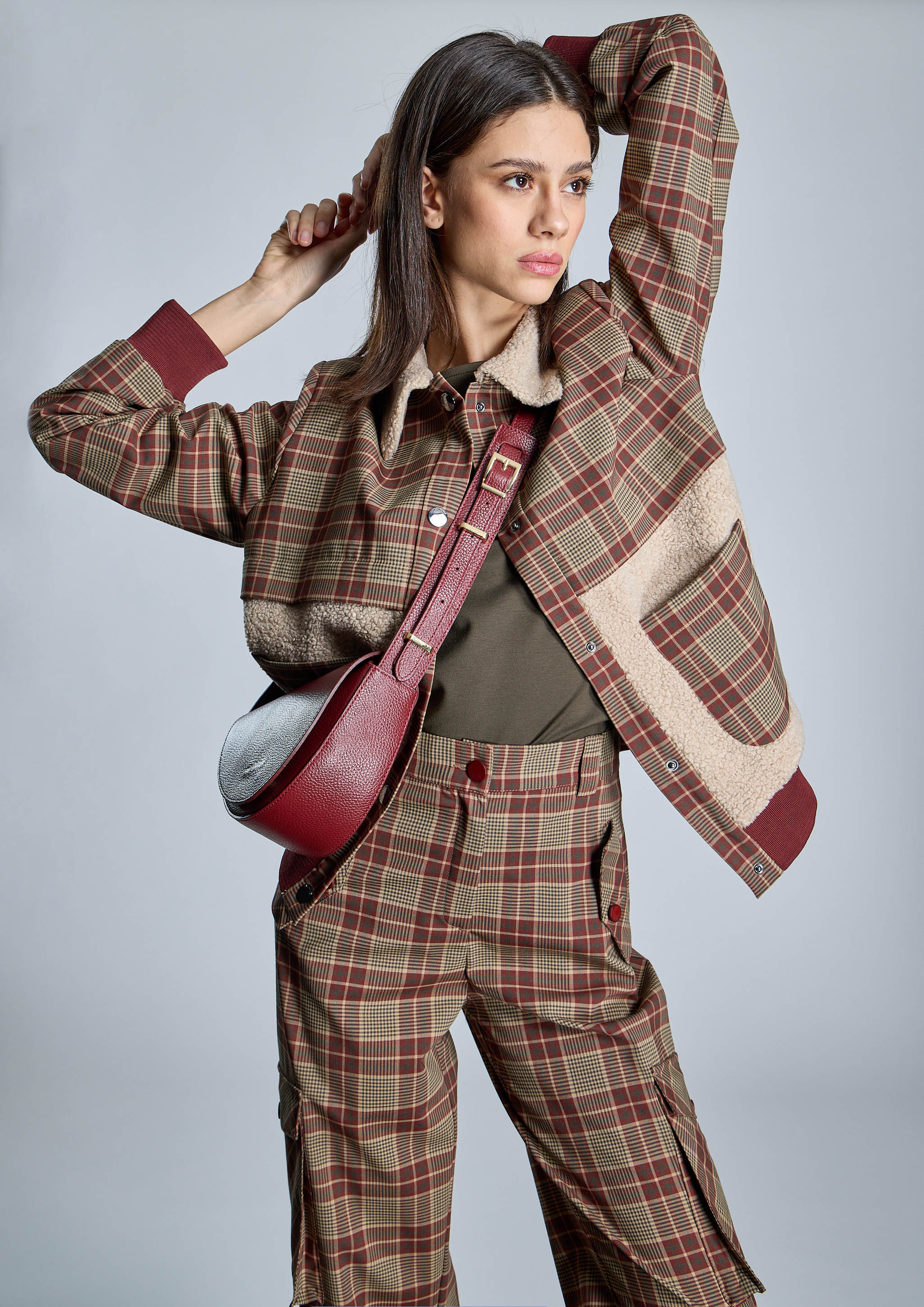 ALBA CONDE · Chaqueta de cuadros con borreguito