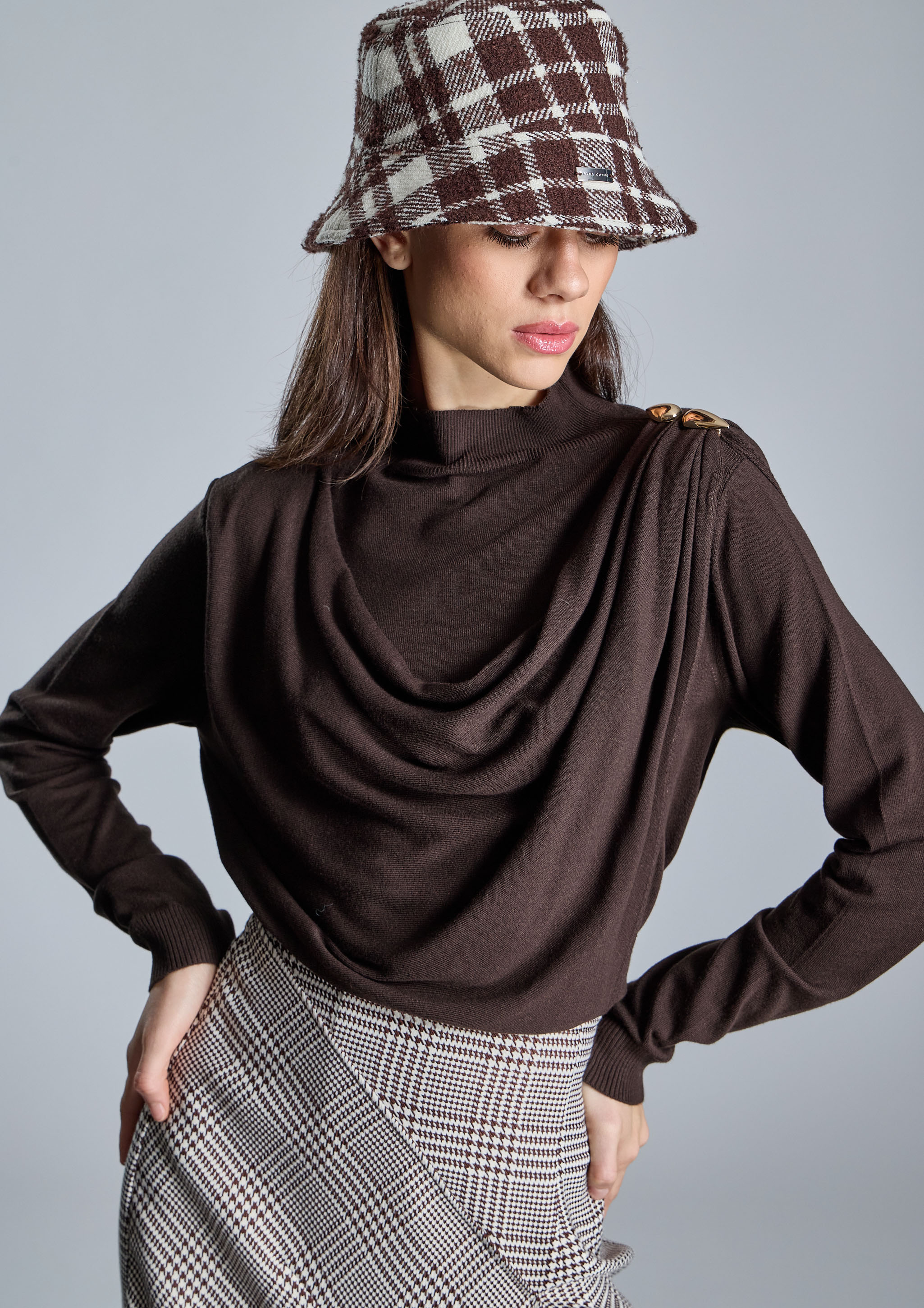 ALBA CONDE · Jersey con cuello drapeado