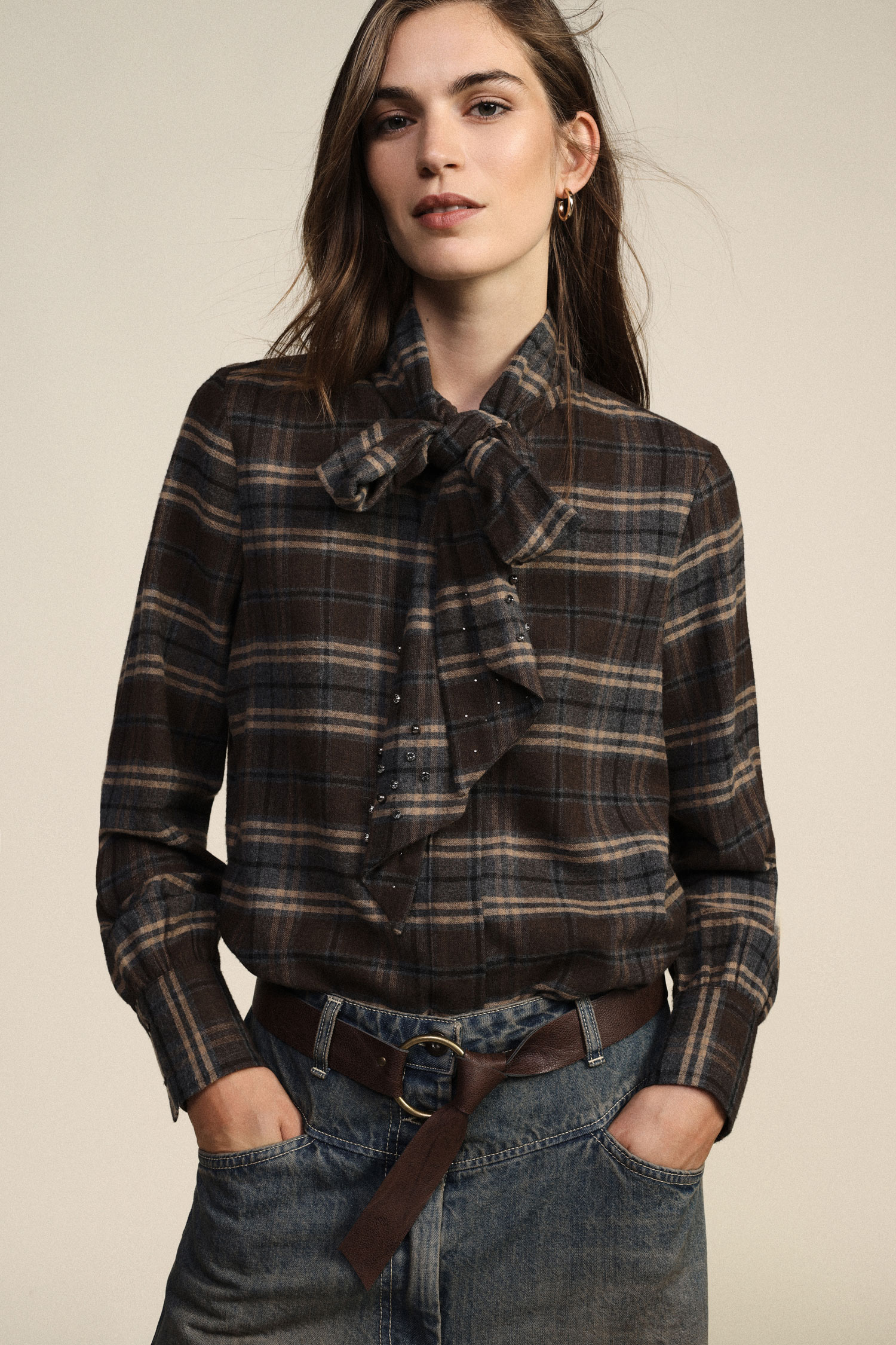 DIXIE · Blusa de cuadros con lazada